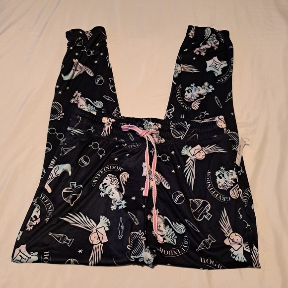 Harry Potter women's small or 4/6 lounge pants pajama jogger has pockets… - Picture 2 of 6